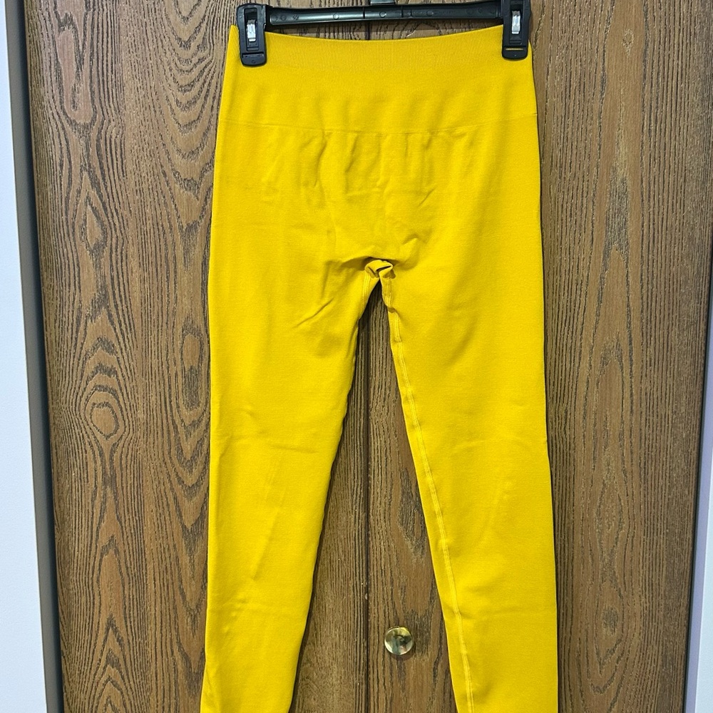 Alphalete Yellow High-Waist Leggings